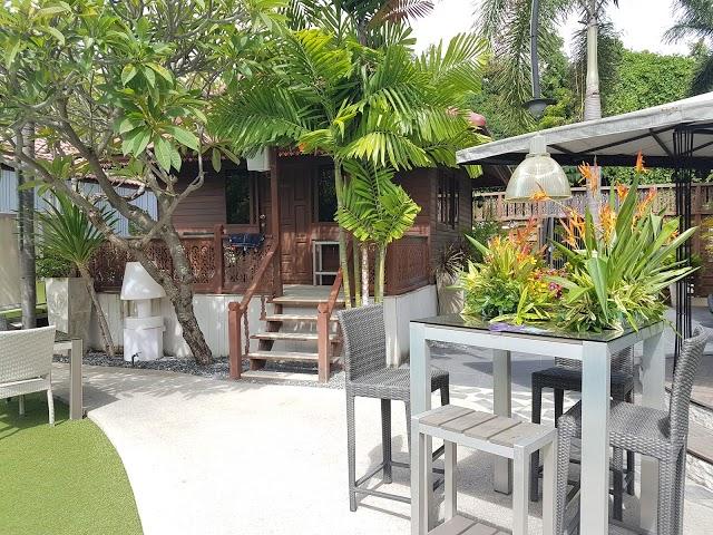 Momento Beach Resort